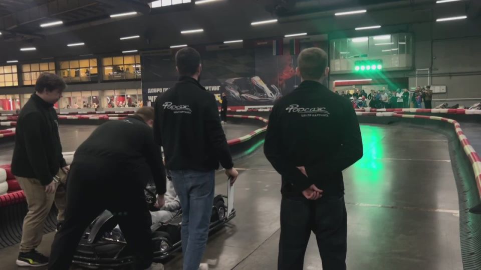 В Казани подвели итоги соревнований по картингу на кубок «Картинг БДД» среди детей сотрудников МВД по Республике Татарстан, работников ГБУ «Безопасность дорожного движения» и их родителей