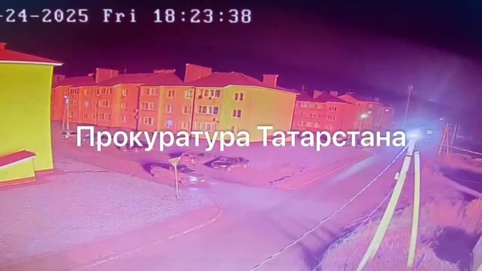 В 18:26 поступило сообщение о пожаре в одноэтажной деревянной мечети по улице Парковая, 4 в селе Пестрецы Пестречинского района