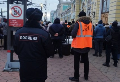 Из Иркутска сегодня отправился детский агитпоезд «80 ЛЕТ ВЕЛИКОЙ ПОБЕДЫ. АРСЕНАЛ ПОБЕДЫ-КАЗАНЬ. ГОРОД-ГЕРОЙ МОСКВА-2025»