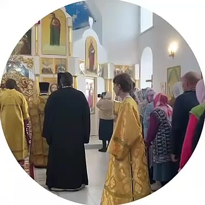 В Шереметьевке проходит Чин великого освящения храма Покрова Божией Матери