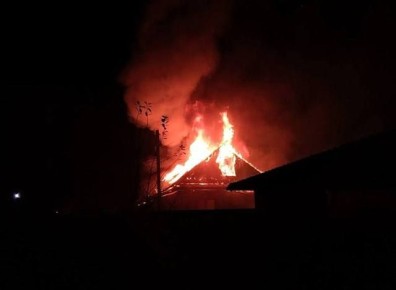 Двое мужчин пострадали на пожаре в мечети в день ее открытия после реставрации в Пестрецах
