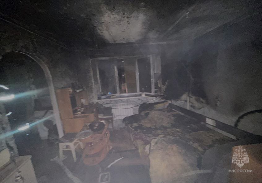 На пожаре в Альметьевске пострадала женщина На пожаре в Альметьевске пострадала женщина