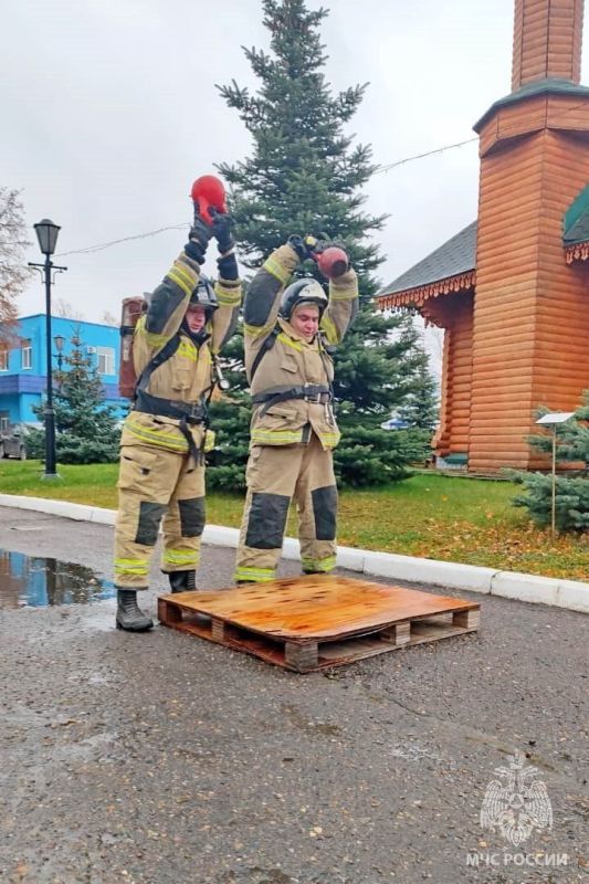 Соревнования по пожарному многоборью провели в Зеленодольском пожарно-спасательном гарнизоне