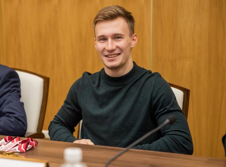 Даниел Маринов вернулся домой