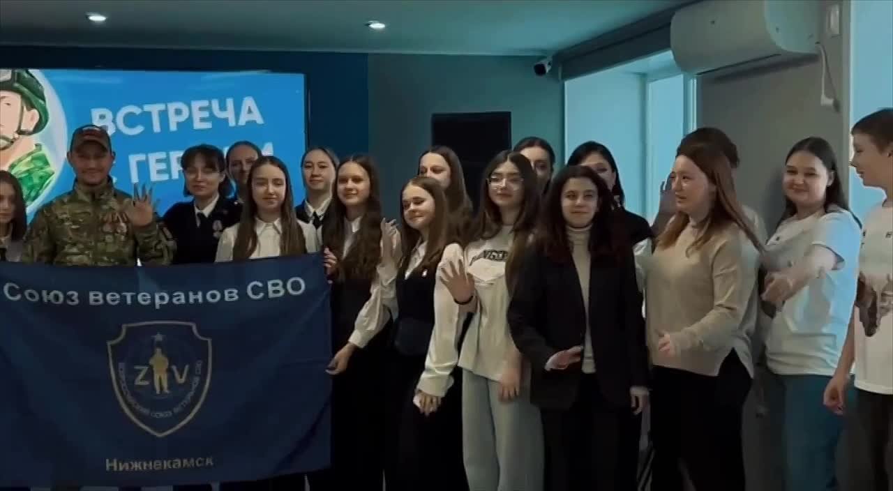 Сегодня, 28 октября, мы отмечаем знаменательную дату – 10-летие Всероссийского общественного движения «Волонтеры Победы»!