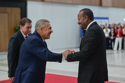Во всем мире Татарстан узнают и знают благодаря проведению международных мероприятий, заявил Рустам Минниханов на встрече с «Землячеством Татарстана» в Москве