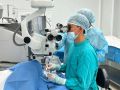 В ДРКБ провели уникальную лазерную операцию ребенку с врожденной патологией глаза