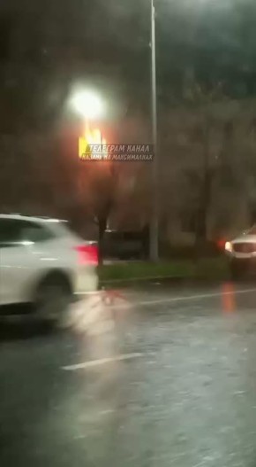 В многоэтажке на Шуртыгина в Казани горит квартира