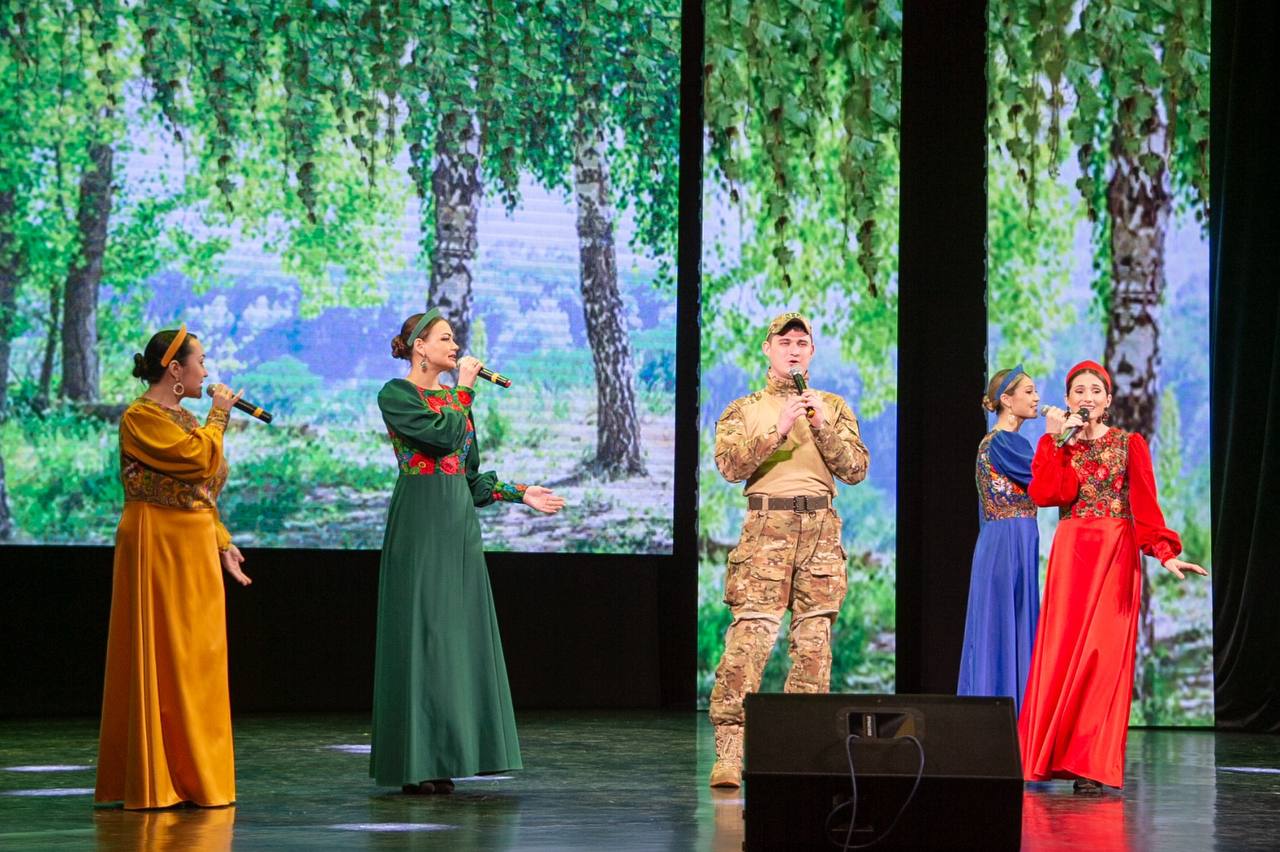 Выразить самые сильные чувства помогает творчество!