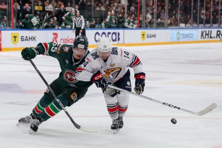 «Ак Барс» выиграл у «Металлурга» и побил клубный рекорд по количеству побед подряд (4:0)