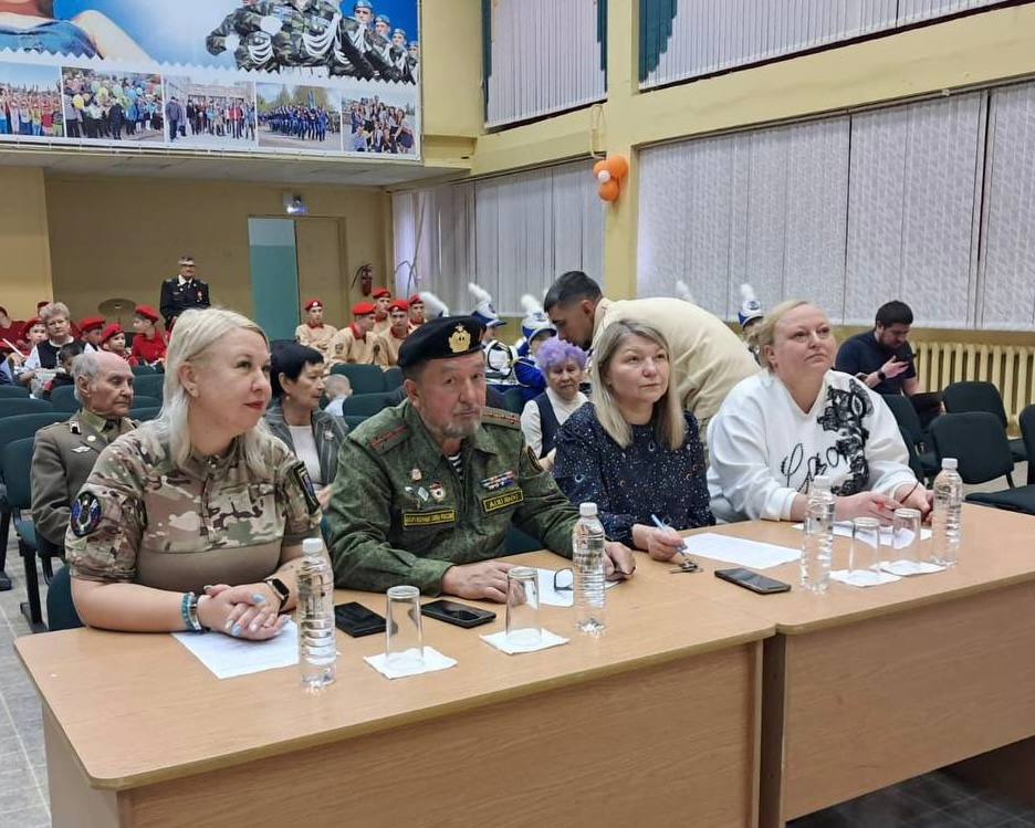 28 октября в Нижнекамске, на базе лицея №31, прошёл Республиканский конкурс-парад барабанщиков среди юнармейских отрядов Татарстана 28 октября в Нижнекамске, на базе лицея №31, прошёл Республиканский конкурс-парад барабанщиков среди юнармейских отрядов Татарстана