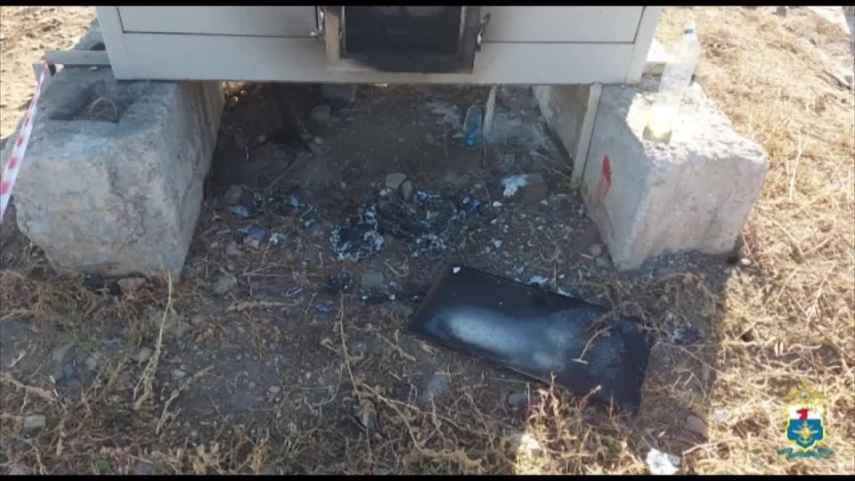 Самарские правоохранители в течение суток задержали двух студентов за поджог железнодорожного шкафа