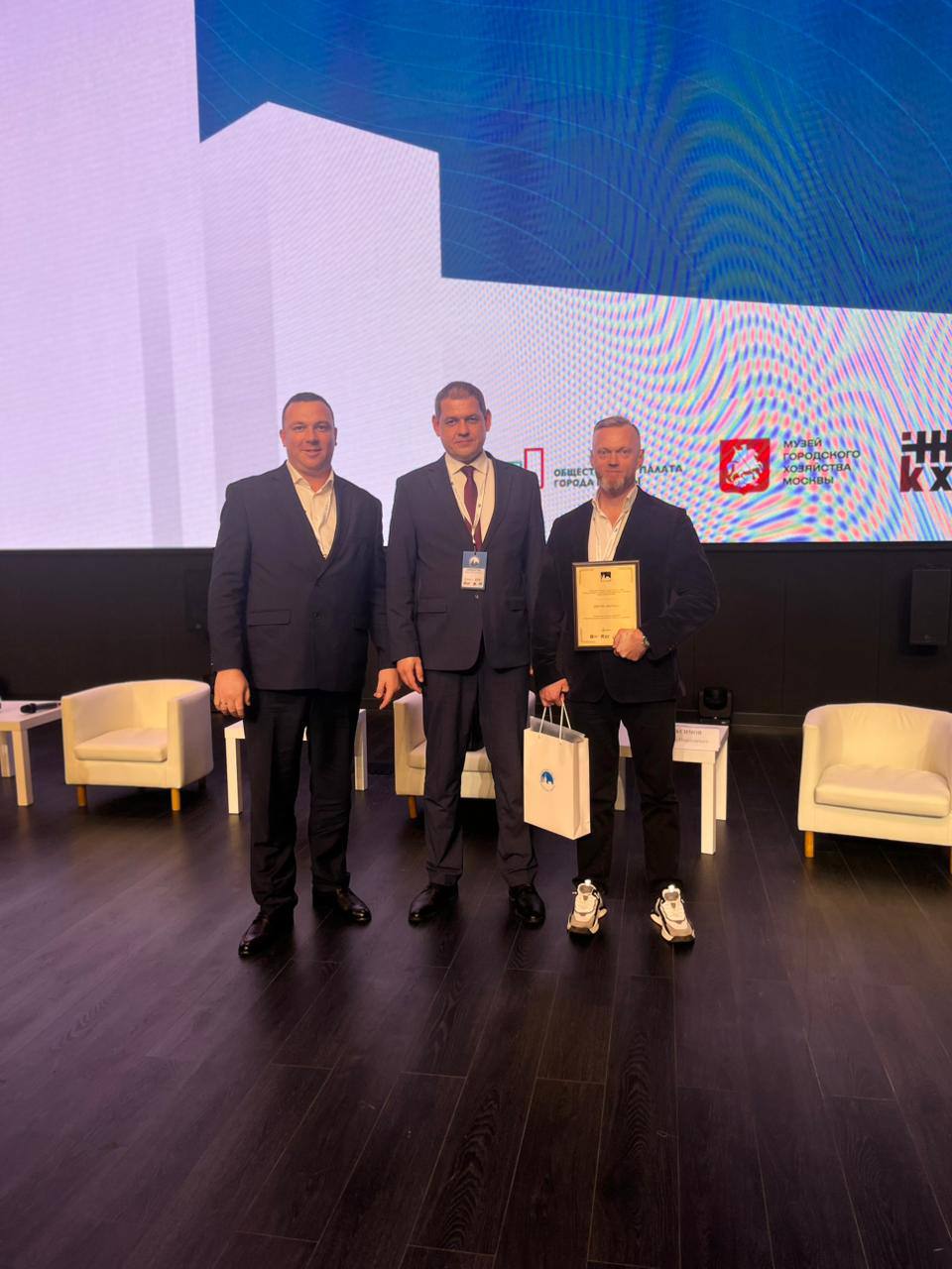 Нижнекамская управляющая компания «Жильё» признана лучшей в взаимодействии с жителями