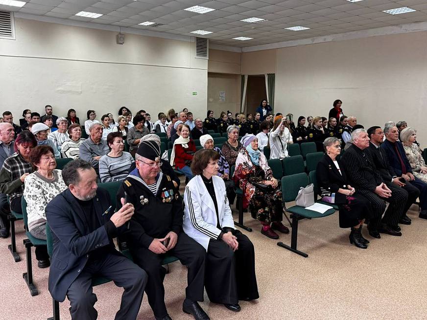 Ежегодно 30 октября в России отмечается День памяти жертв политических репрессий Ежегодно 30 октября в России отмечается День памяти жертв политических репрессий