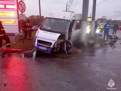 Четверо погибших, 20 пострадавших: момент рокового ДТП в Туле попал на видео
