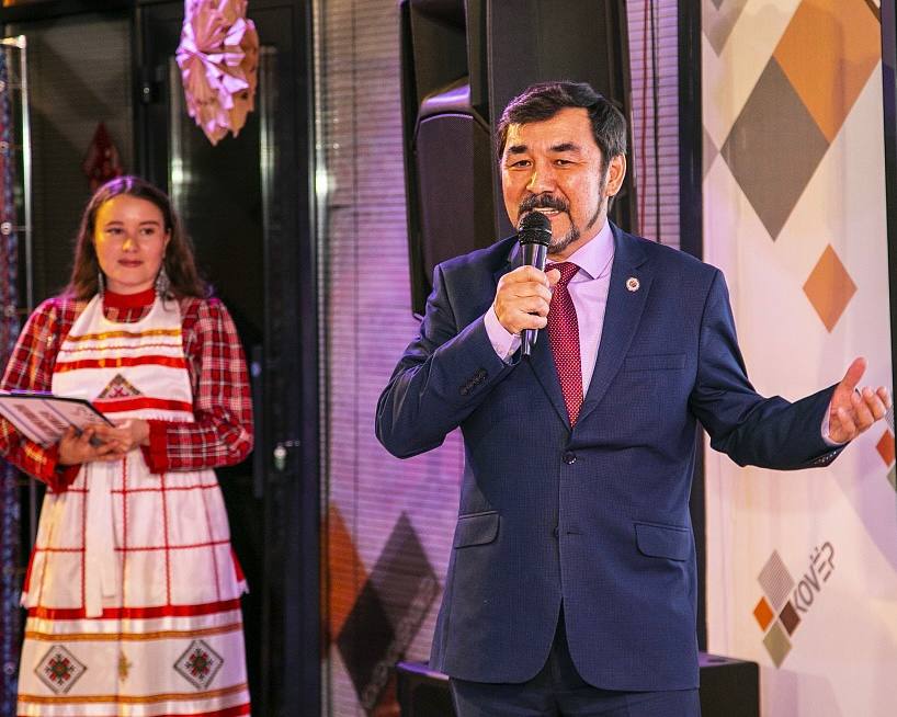 МЦИ «Ковер» стал местом встречи представителей разных народов и культур МЦИ «Ковер» стал местом встречи представителей разных народов и культур