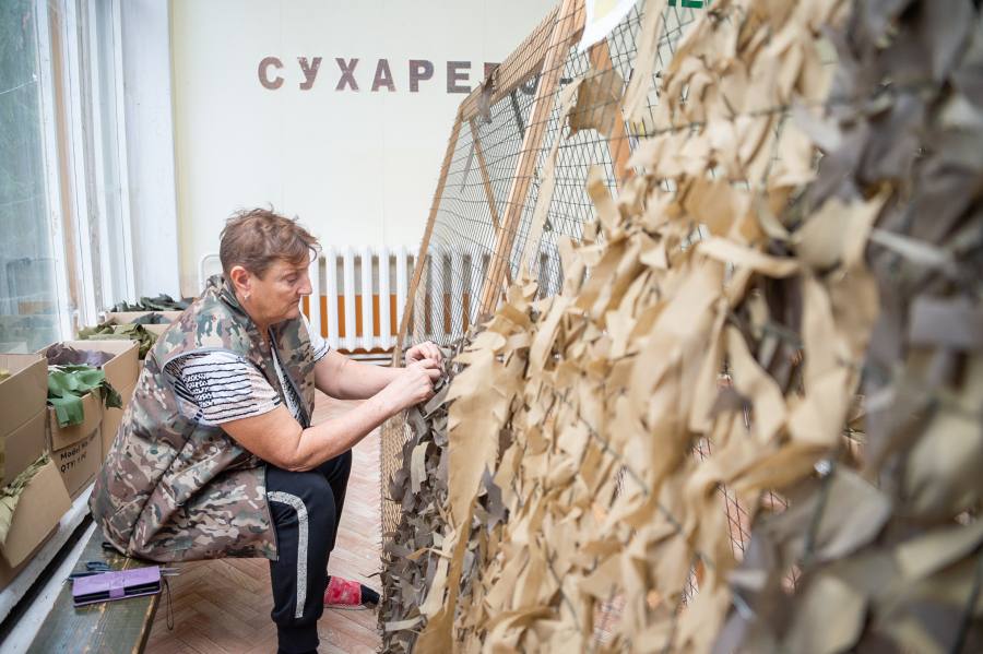 Члены Местного политического совета и депутаты фракции «Единая Россия» Нижнекамского района совершили рабочий выезд в село Сухарево и ознакомились с мероприятиями, проводимыми в рамках Года защитника Отечества Члены Местного политического совета и депутаты фракции «Единая Россия» Нижнекамского района совершили рабочий выезд в село Сухарево и ознакомились с мероприятиями, проводимыми в рамках Года защитника Отечества