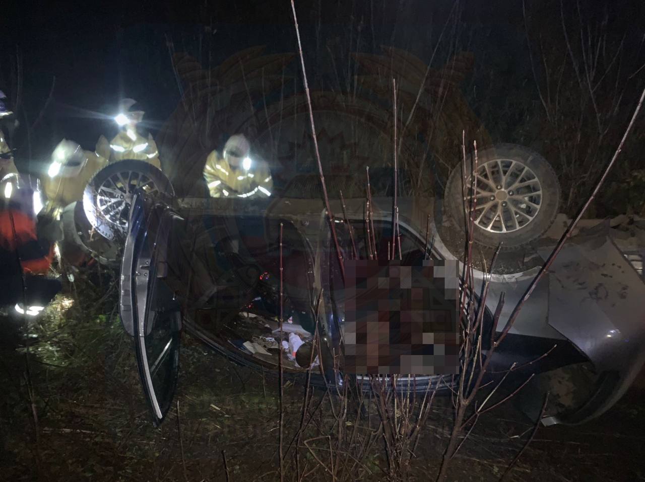 1 ноября на 226 км автодороги Казань-Оренбург (Альметьевский район), 18-летний водитель автомобиля Киа, со стажем управления 15 дней, по предварительным данным, не выбрал безопасную скорость, не справилась с управлением... 1 ноября на 226 км автодороги Казань-Оренбург (Альметьевский район), 18-летний водитель автомобиля Киа, со стажем управления 15 дней, по предварительным данным, не выбрал безопасную скорость, не справилась с управлением...