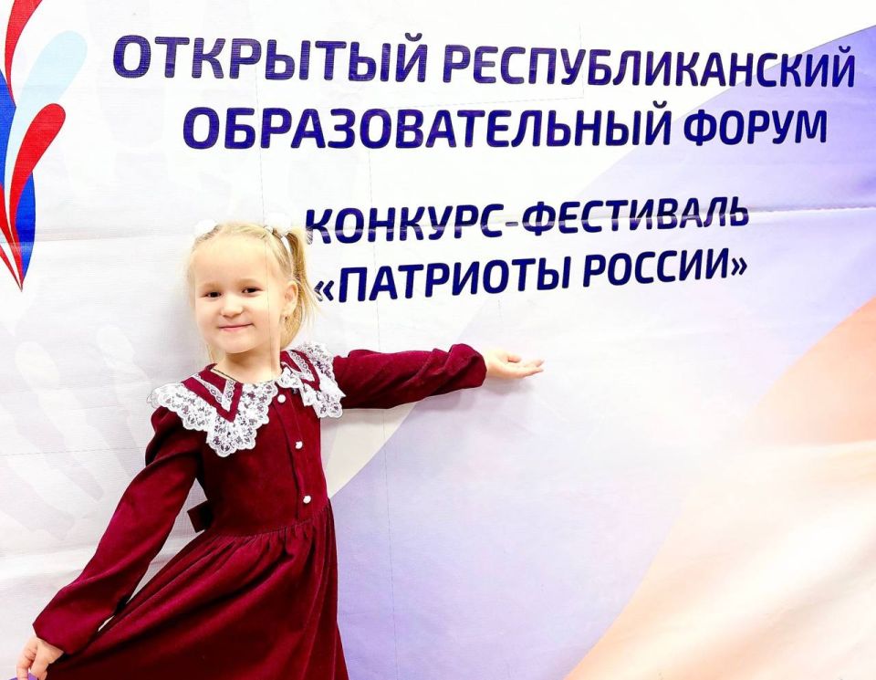 Республиканский конкурс «Патриоты России» в Казани стал настоящим праздником патриотической песни, собрав талантливых исполнителей со всего Татарстана