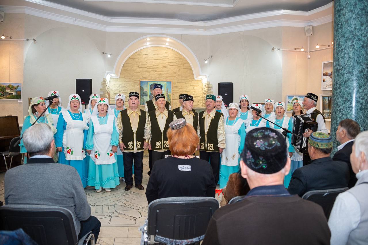 В Комплексном музее города состоялось долгожданное открытие выставки «Моя тихая родина» В Комплексном музее города состоялось долгожданное открытие выставки «Моя тихая родина»