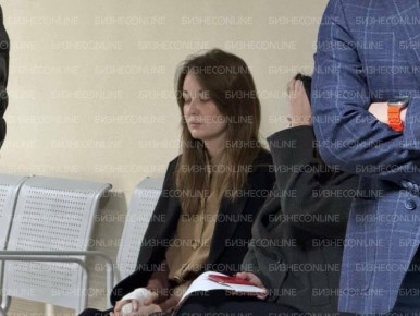 Ирина Шевырева пришла в суд на апелляцию ареста ее свекра