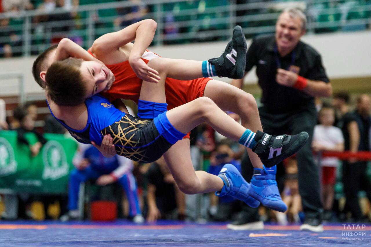 В Казани прошел фестиваль спортивной борьбы на призы «Туган Батыра» В Казани прошел фестиваль спортивной борьбы на призы «Туган Батыра»