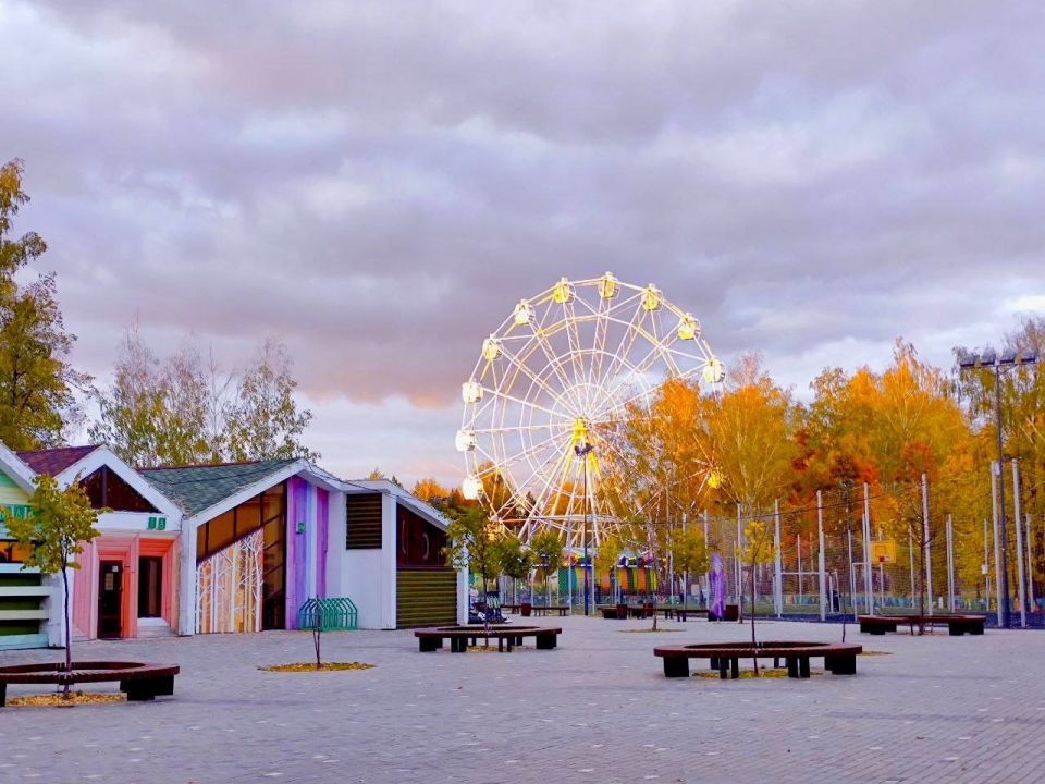 Благодаря внедрению новой системы контроля доступа в общественный санузел парка «Семья» и слаженной работе с правоохранительными органами, удалось установить личности вандалов, повредивших двери уборной