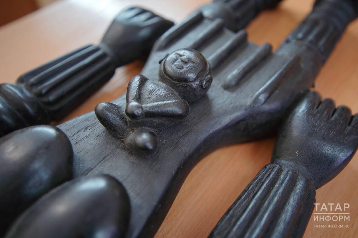 Сокровище, пролежавшее среди книг: скульптуры Миргазияна Юнуса покажут впервые за 30 лет Сокровище, пролежавшее среди книг: скульптуры Миргазияна Юнуса покажут впервые за 30 лет