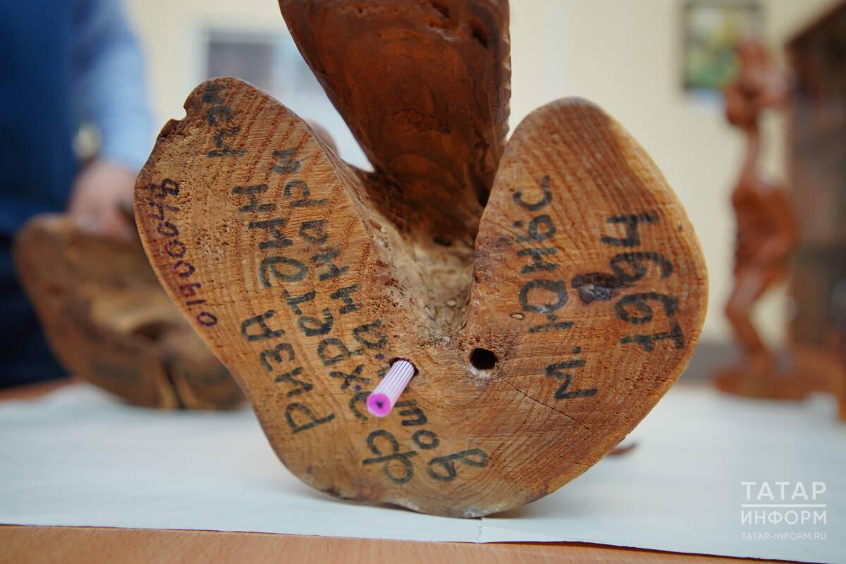 Сокровище, пролежавшее среди книг: скульптуры Миргазияна Юнуса покажут впервые за 30 лет Сокровище, пролежавшее среди книг: скульптуры Миргазияна Юнуса покажут впервые за 30 лет