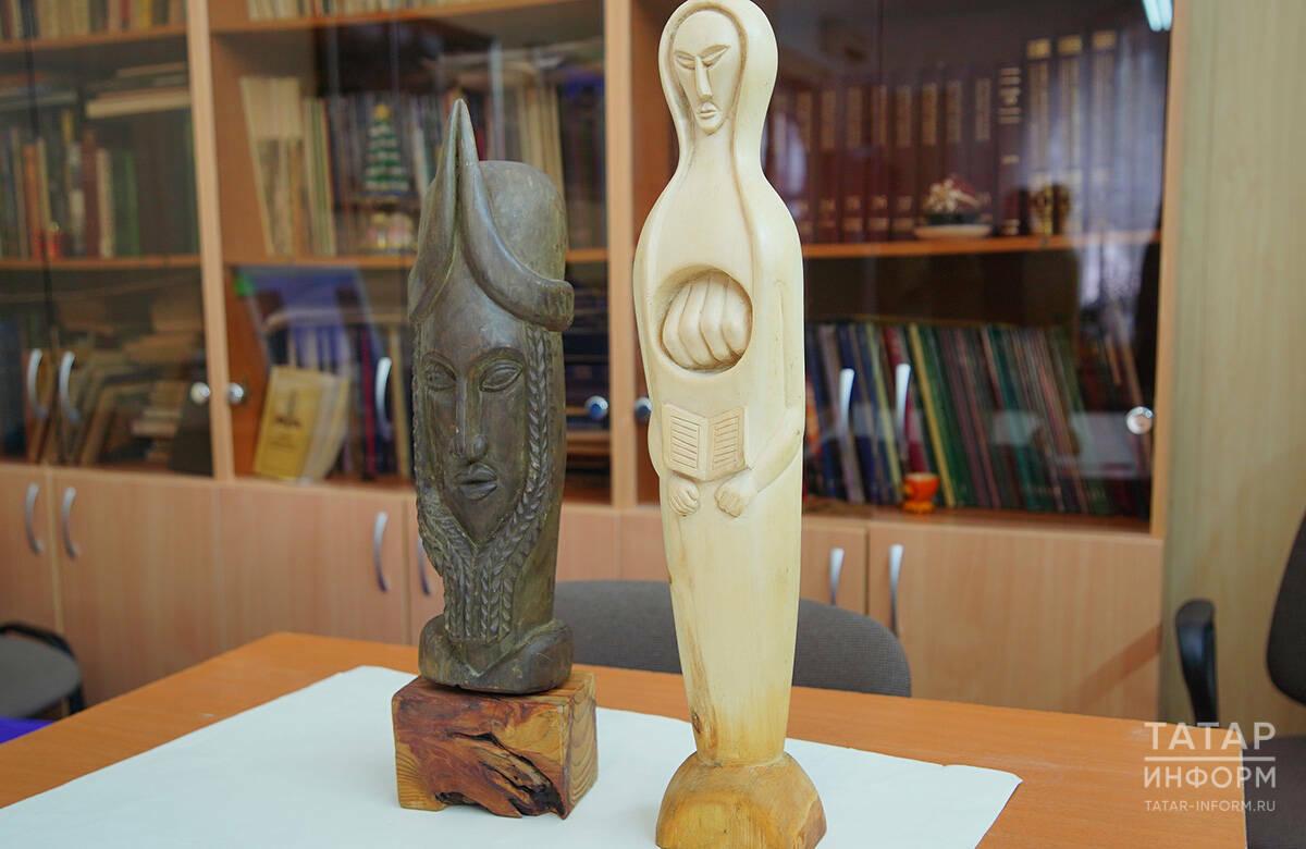 Сокровище, пролежавшее среди книг: скульптуры Миргазияна Юнуса покажут впервые за 30 лет Сокровище, пролежавшее среди книг: скульптуры Миргазияна Юнуса покажут впервые за 30 лет