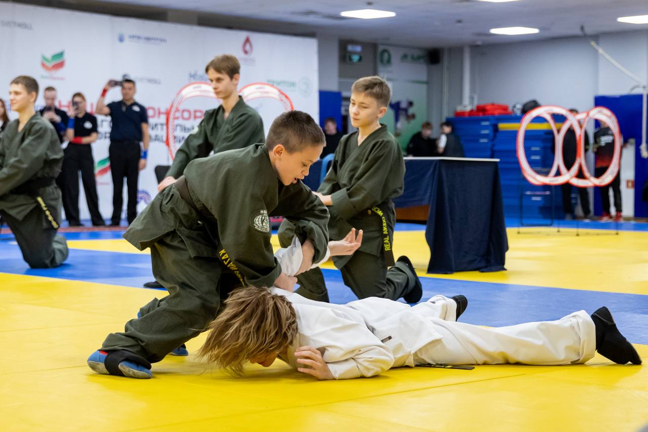 Как объединить рукопашный бой и управление БПЛА? Рассказываем! Как объединить рукопашный бой и управление БПЛА? Рассказываем!