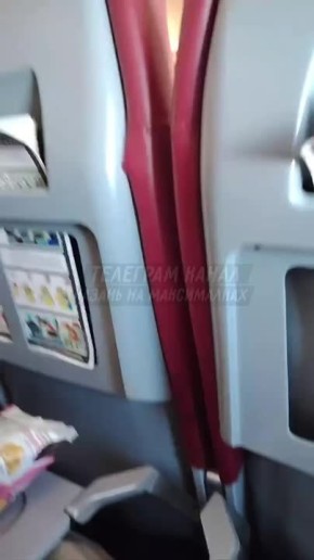 Медики помогли пассажиру, которому стало плохо на борту самолета Душанбе – Казань