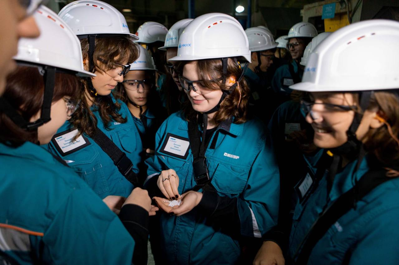 Учащиеся Химкинского лицея посетили с экскурсией «Нижнекамскнефтехим»