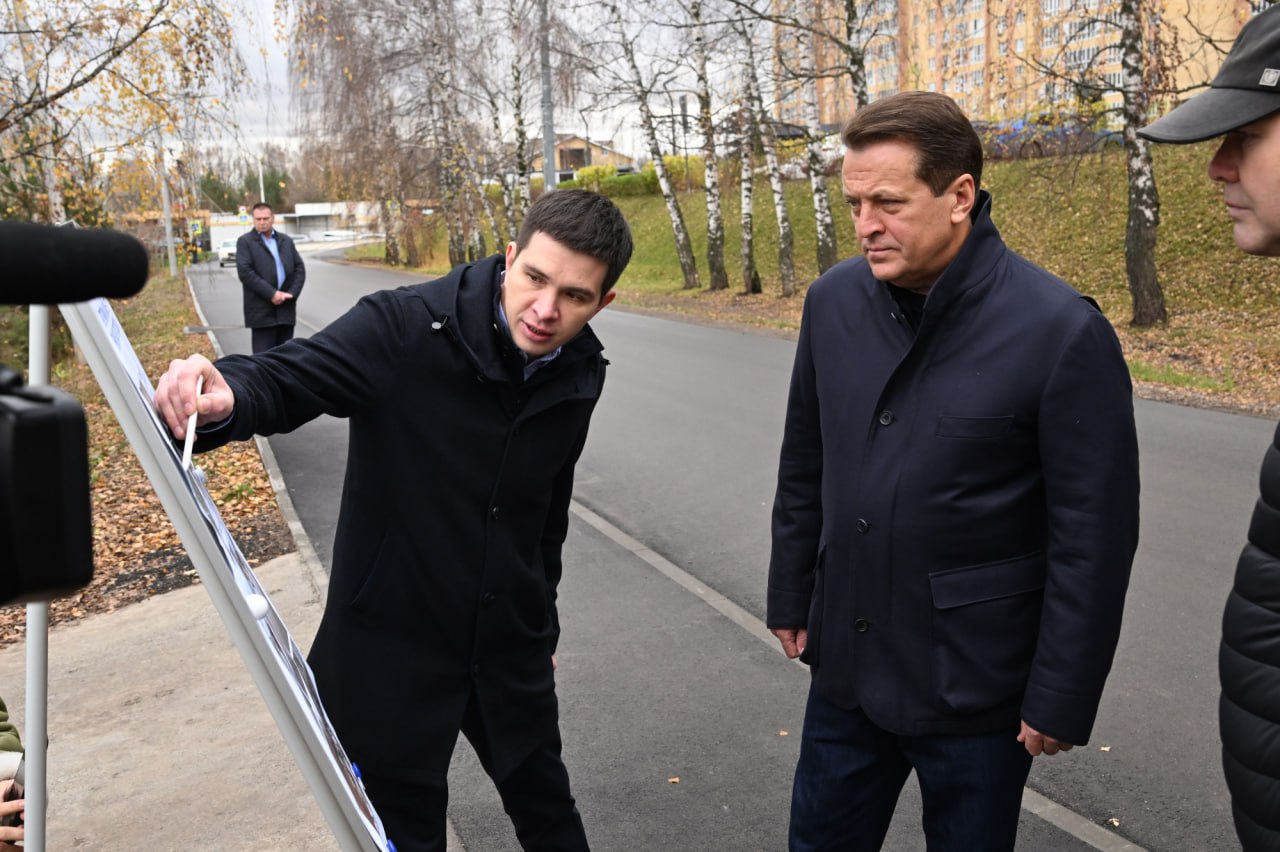 Ильсур Метшин проверил ход капитального ремонта дорог в поселках Ильсур Метшин проверил ход капитального ремонта дорог в поселках