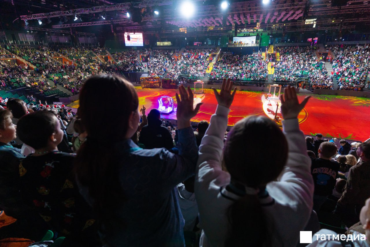 На новогодние елки допустят только привитых детей