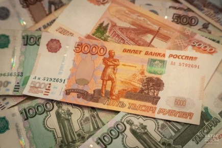 Курсы валют на 6 ноября: доллар и юань продолжили рост