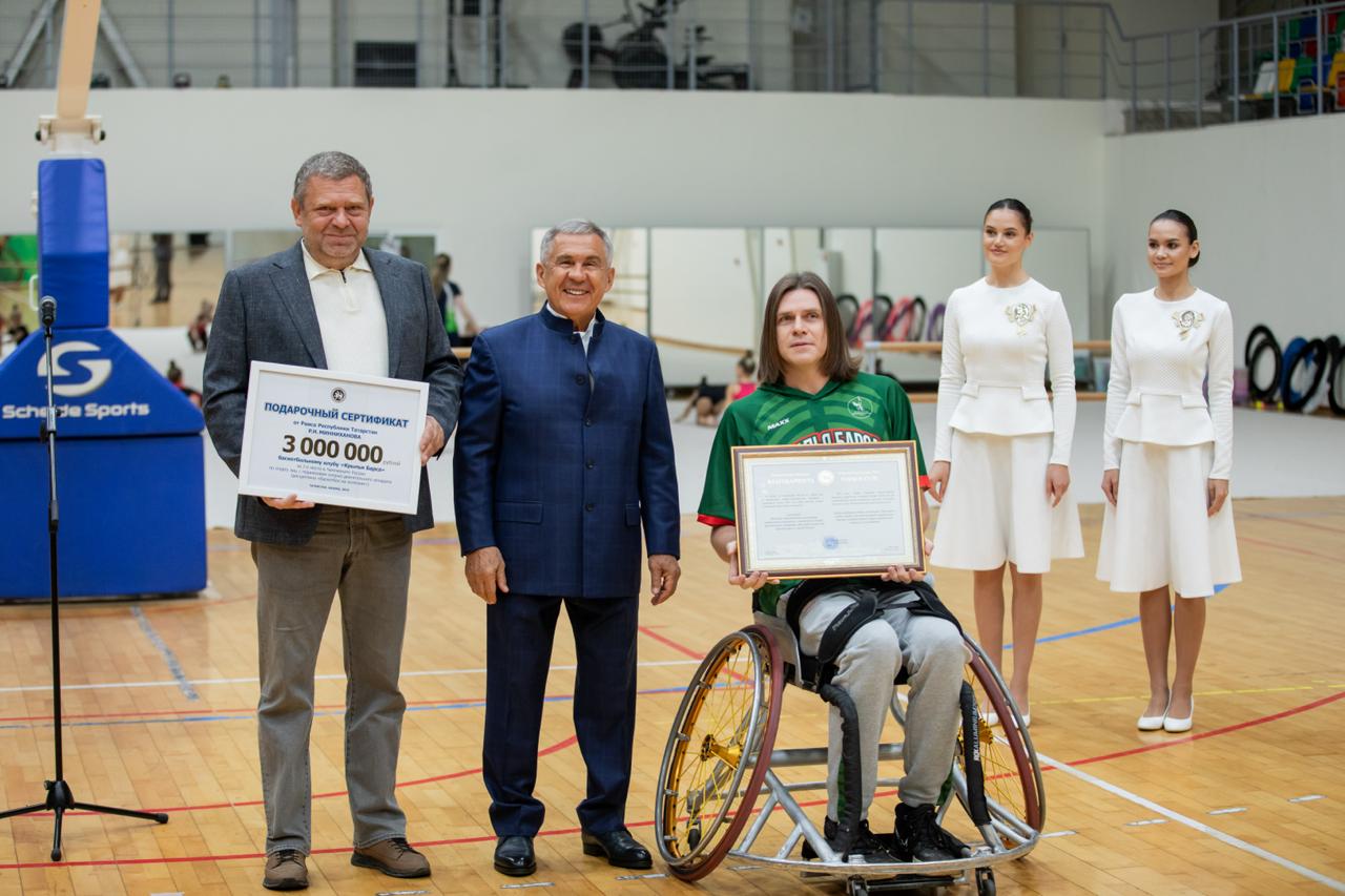 Рустам Минниханов: Успехи баскетбольного клуба «Крылья Барса» имеют важное значение для развития адаптивного спорта в Татарстане Рустам Минниханов: Успехи баскетбольного клуба «Крылья Барса» имеют важное значение для развития адаптивного спорта в Татарстане