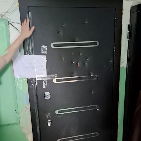 Шумного соседа выселили из дома на улице Гастелло в Казани