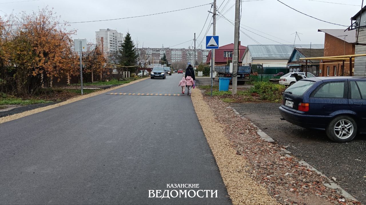 Как поселковая улица внезапно стала оживленной трассой