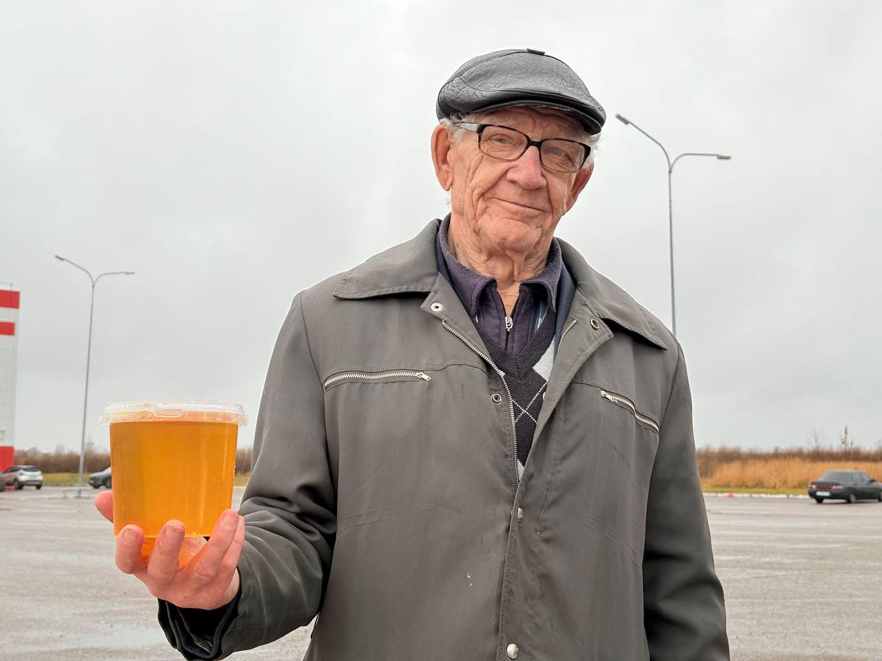 Спасибо нашим фермерам за натуральную продукцию, которую они каждые выходные привозят для горожан! Спасибо нашим фермерам за натуральную продукцию, которую они каждые выходные привозят для горожан!