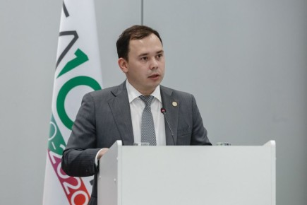 33-летний выходец из Татарстана Тимур Саматов возглавил минпромторг Хабаровского края