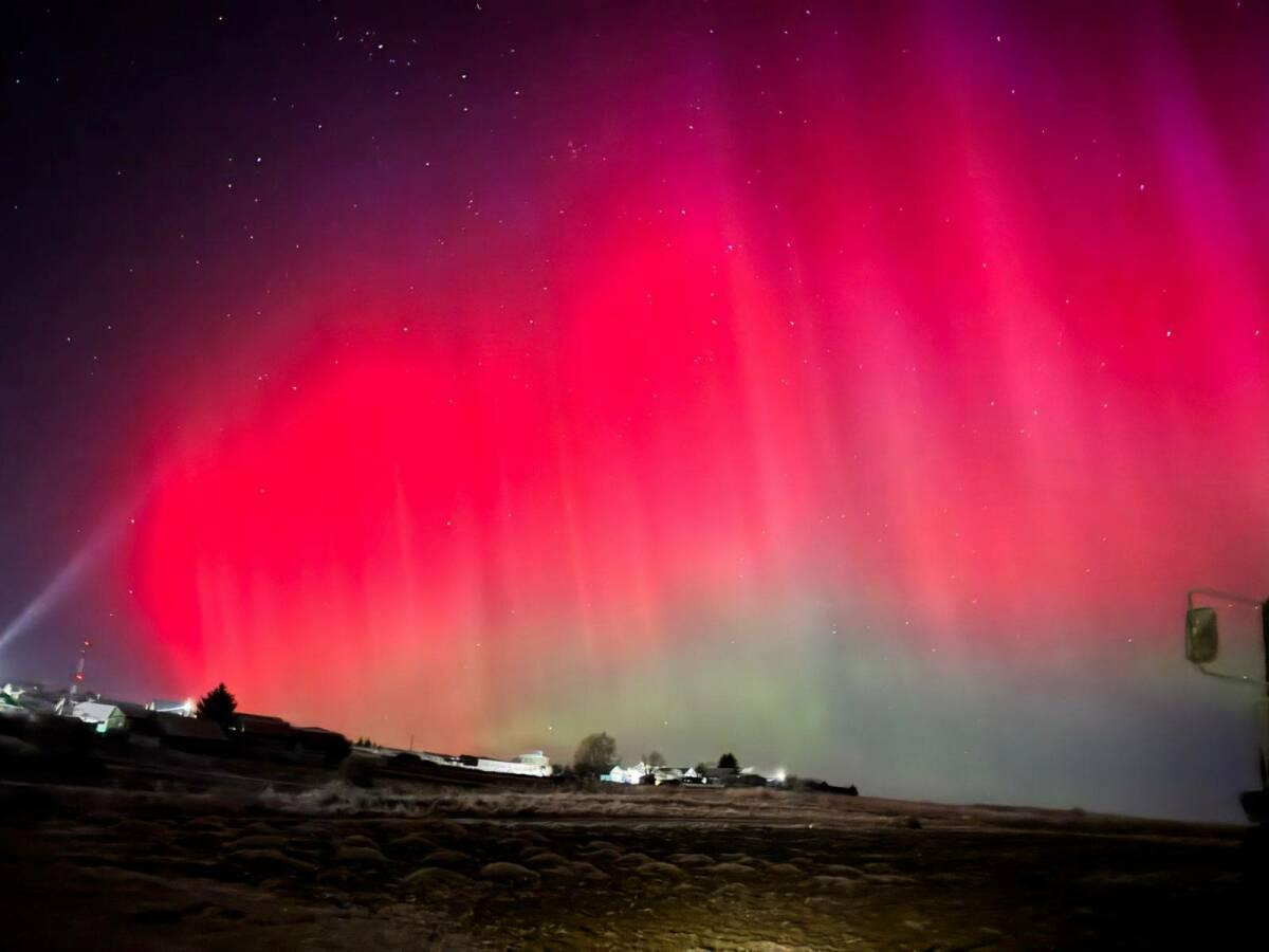 Жители Высокогорского района РТ засняли редкое северное сияние Жители Высокогорского района РТ засняли редкое северное сияние