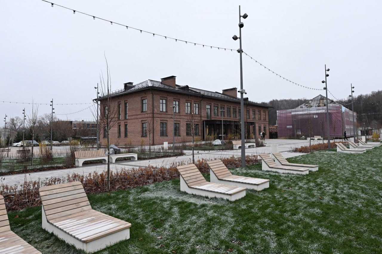 «Наш подарок учителям»: Ильсур Метшин осмотрел сегодня строящийся Дом работников образования в Казани