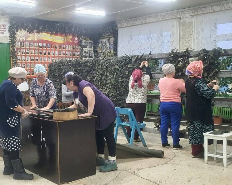 Помощь фронту продолжается! Помощь фронту продолжается!