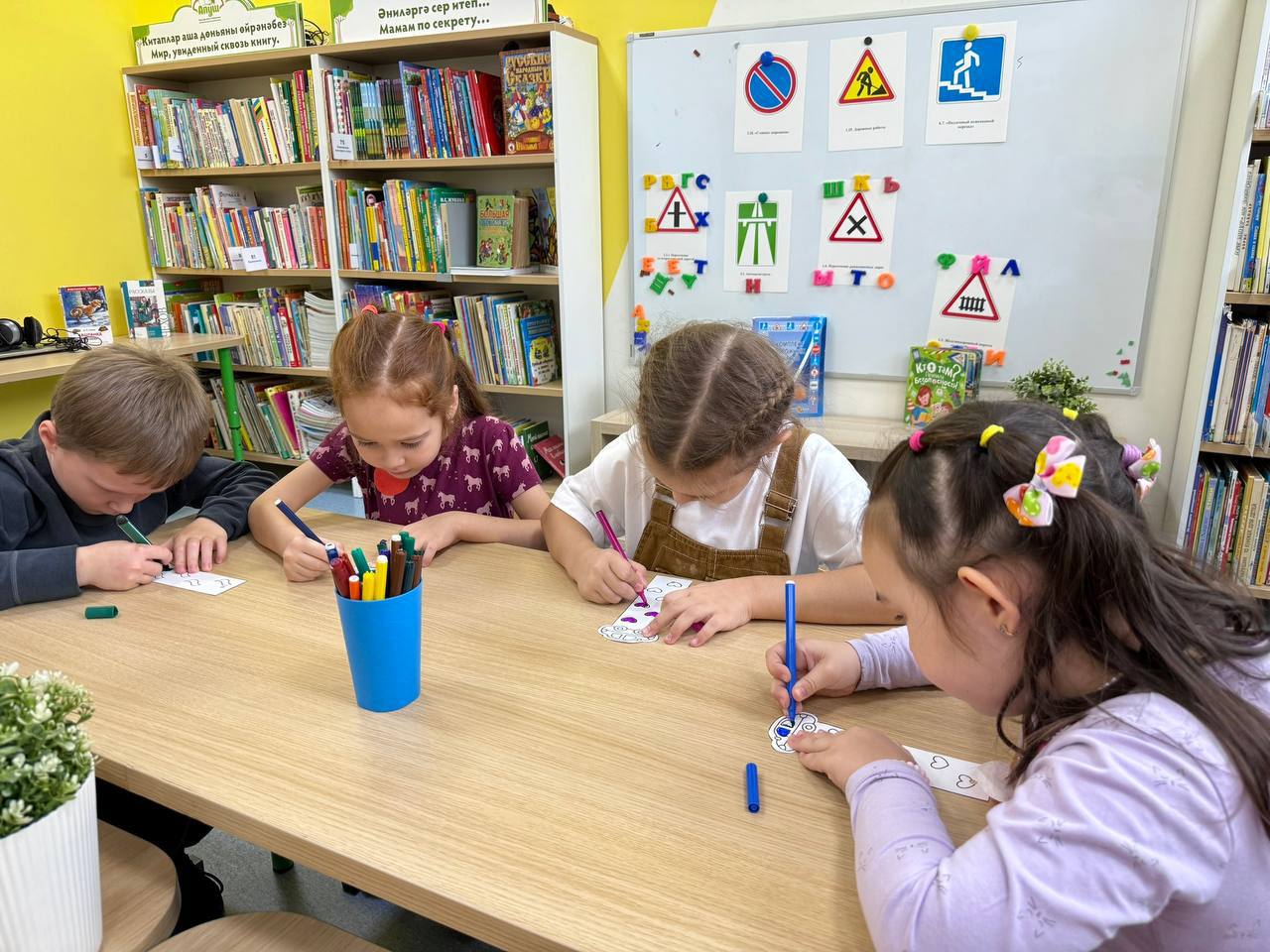 В рамках Всемирного Дня памяти жертв ДТП в Татарстане прошли мероприятия, призванные привлечь внимание к проблеме дорожной безопасности и сохранить память о погибших в авариях В рамках Всемирного Дня памяти жертв ДТП в Татарстане прошли мероприятия, призванные привлечь внимание к проблеме дорожной безопасности и сохранить память о погибших в авариях