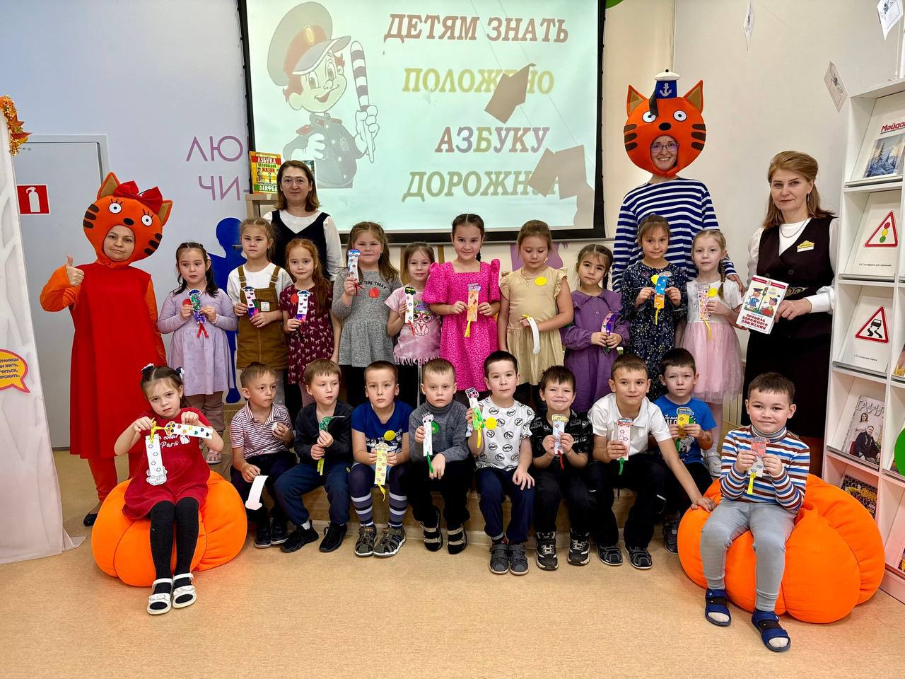 В рамках Всемирного Дня памяти жертв ДТП в Татарстане прошли мероприятия, призванные привлечь внимание к проблеме дорожной безопасности и сохранить память о погибших в авариях В рамках Всемирного Дня памяти жертв ДТП в Татарстане прошли мероприятия, призванные привлечь внимание к проблеме дорожной безопасности и сохранить память о погибших в авариях