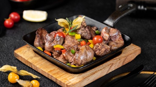 По этому рецепту куриная печень получится сочной и пикантной: попробовать захотят даже привереды