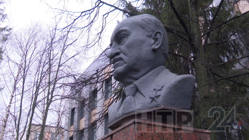 В Нижнекамске могут появиться улицы Николая Лемаева и Евгения Королёва