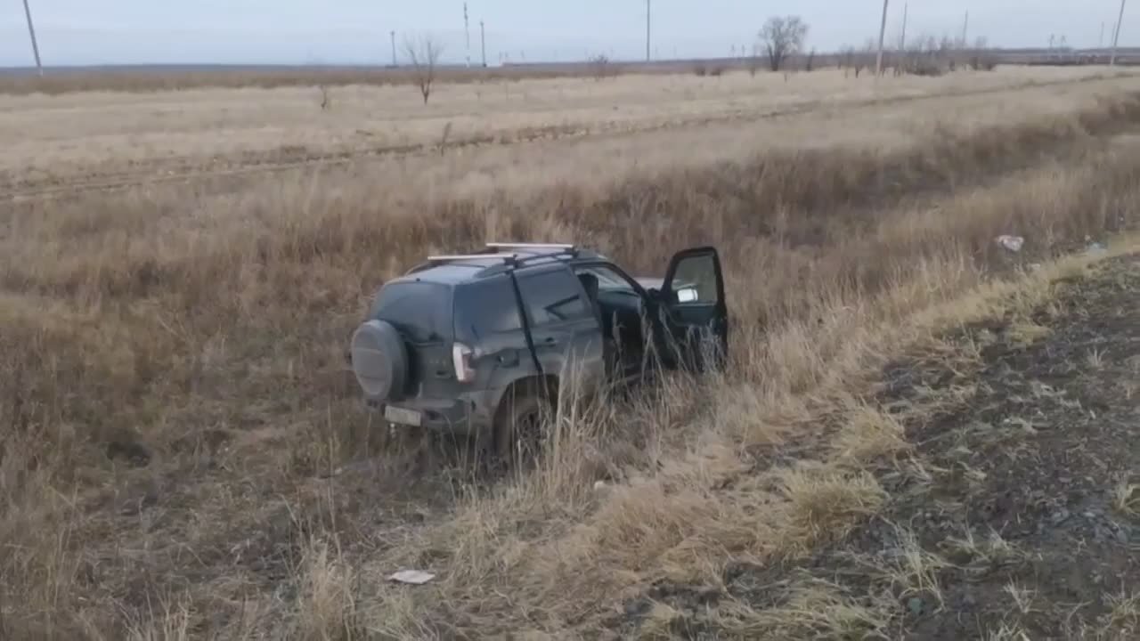 В Оренбуржье столкнулись три автомобиля, погибли два человека