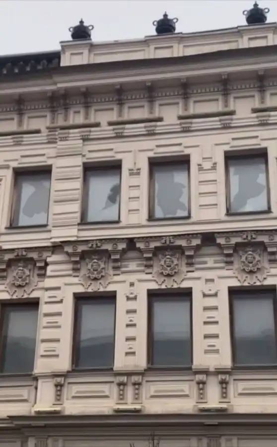 В Казани начали восстанавливать здание Александровского пассажа, пострадавшего от вандалов